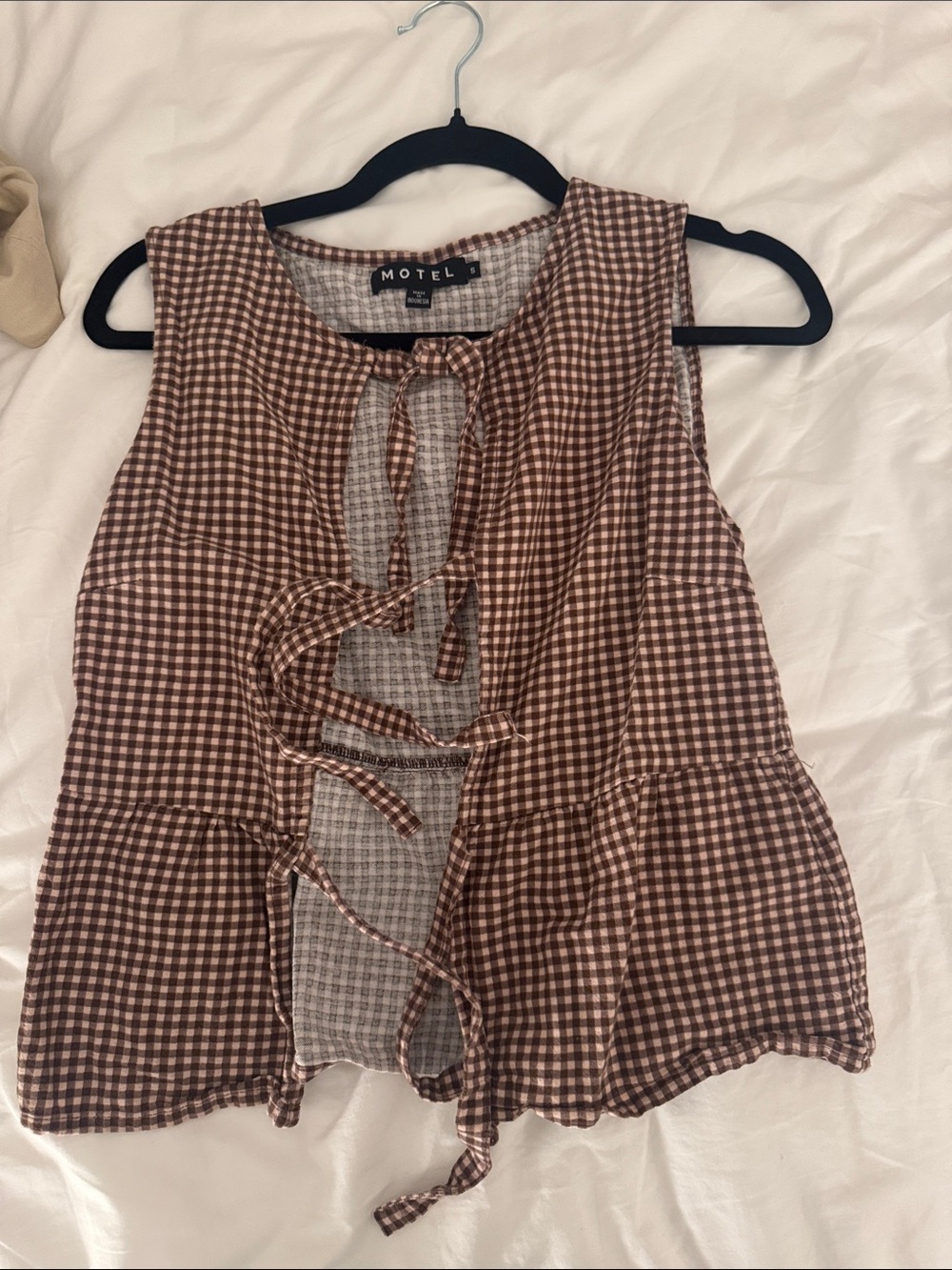 Motel Rocks Brown Gingham Tie-Front Camisole